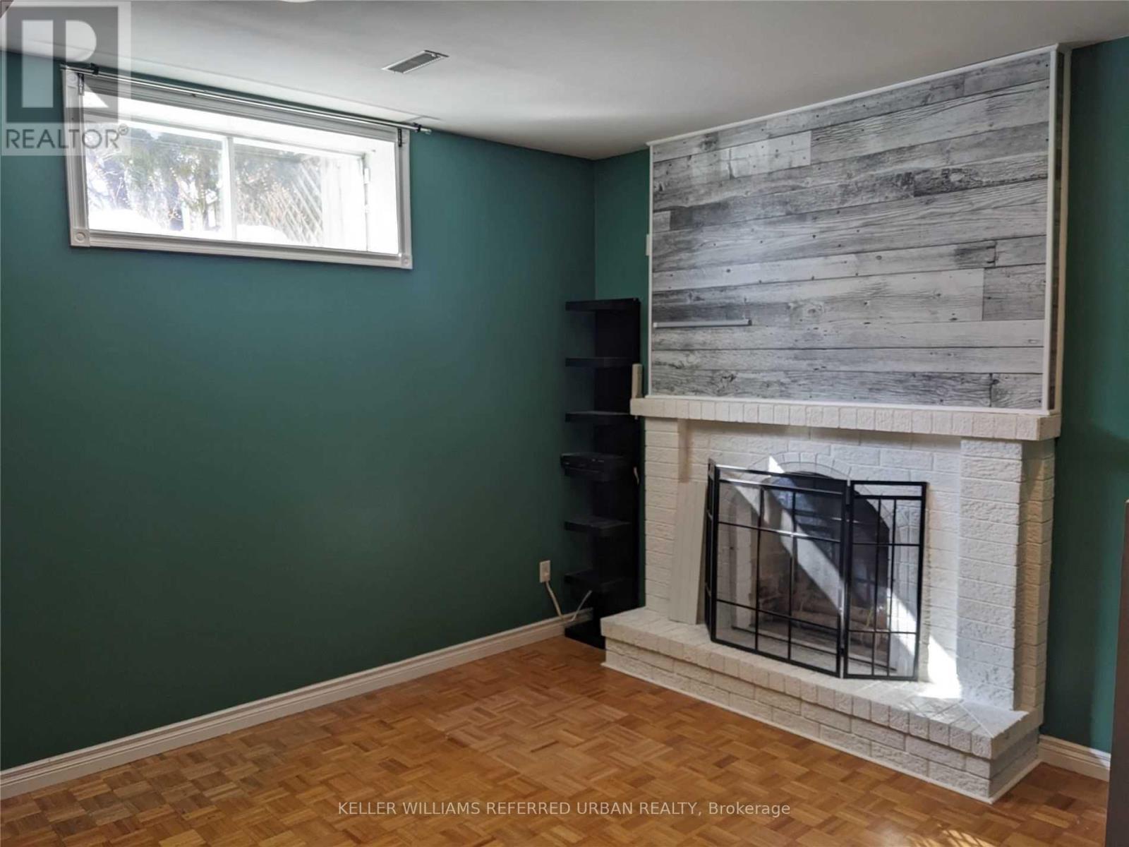 Lower - 132 Old Surrey Lane, Richmond Hill, Ontario  L4C 8S6 - Photo 6 - N12445104
