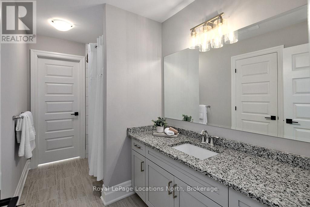 128 Timber Lane, Blue Mountains, Ontario  N0H 2P0 - Photo 23 - X12445145