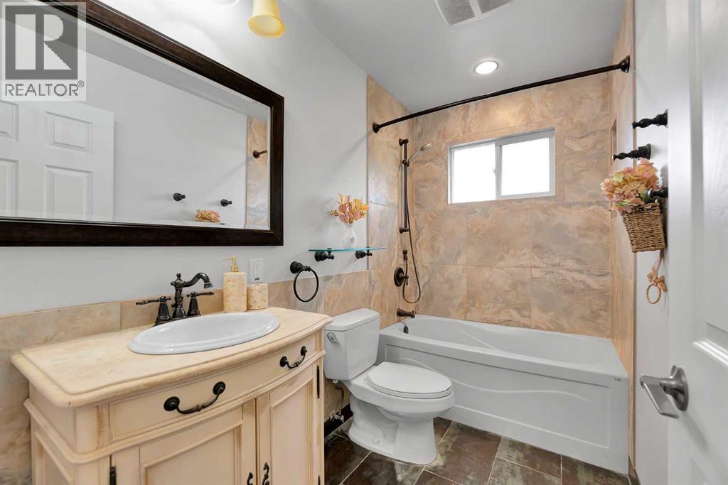 300 Sackville Drive Sw, Calgary, Alberta  T2W 0W9 - Photo 15 - A2254043