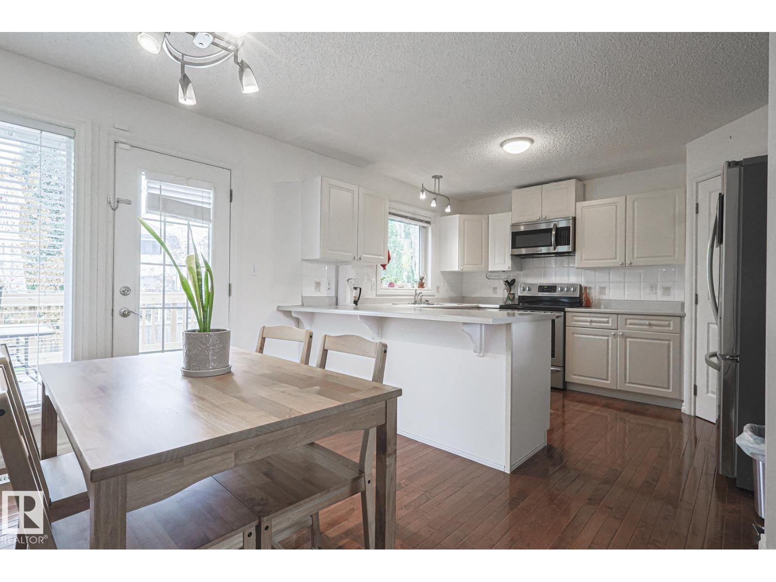 1114 116 St Nw, Edmonton, Alberta  T6J 6Y3 - Photo 14 - E4460869