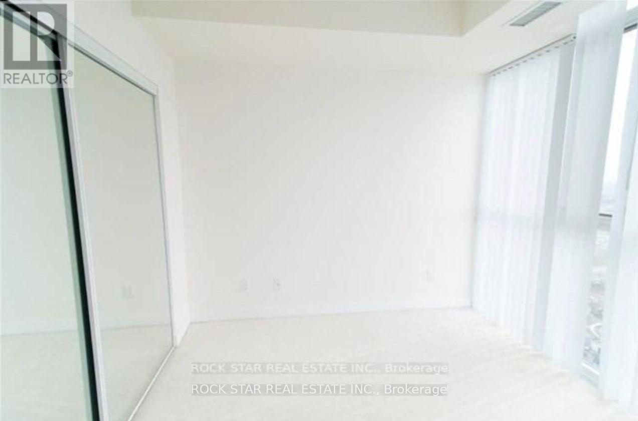 2905 - 4070 Confederation Parkway, Mississauga, Ontario  L5B 0E9 - Photo 5 - W12445090