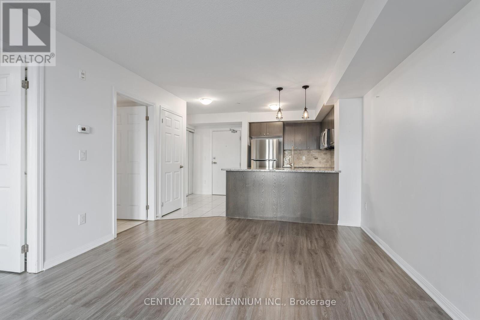 111 - 1045 Nadalin Heights, Milton (Wi Willmott), Ontario  L9T 8R5 - Photo 8 - W12445113