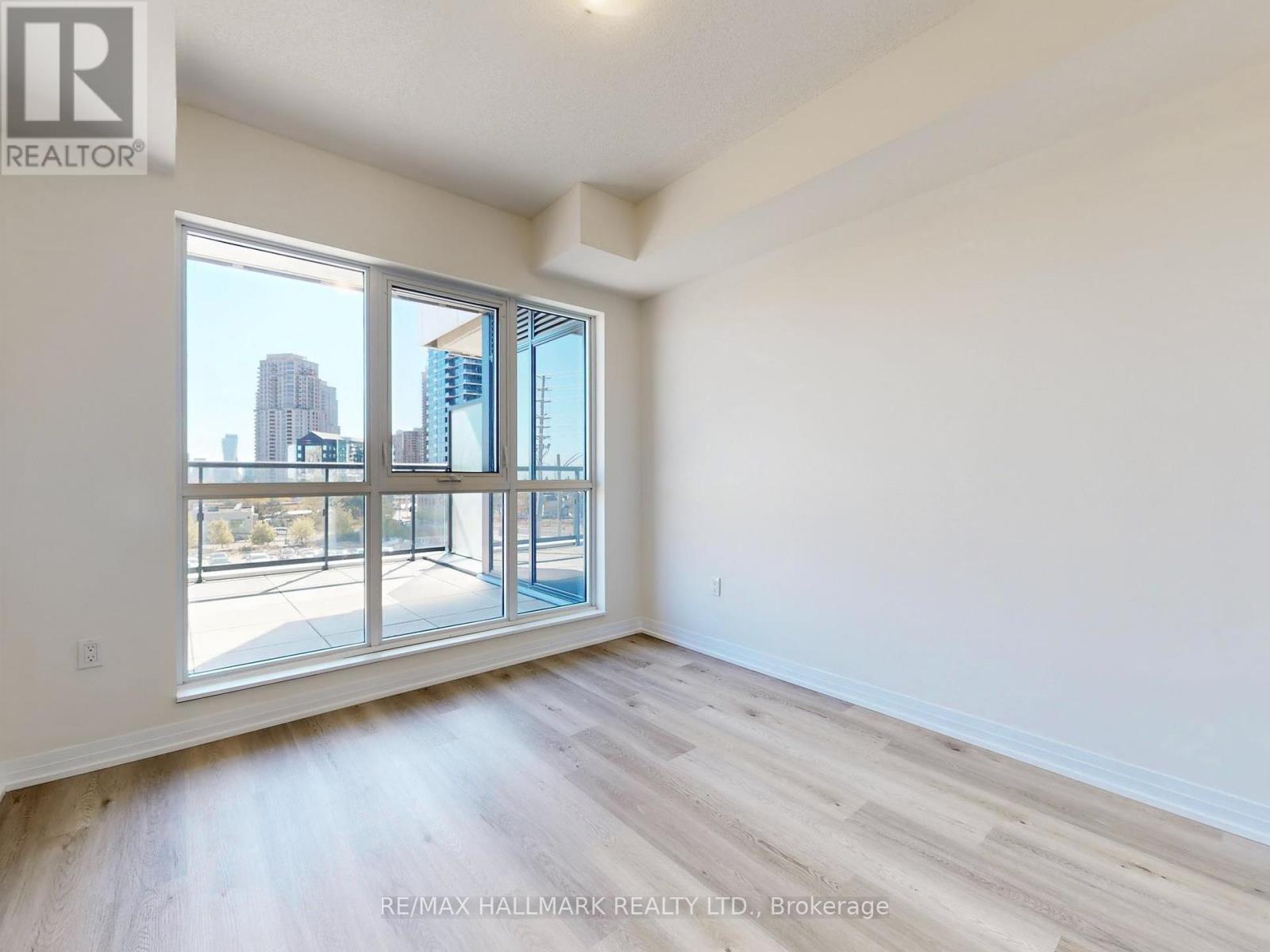 303 - 15 Watergarden Dr Drive, Mississauga, Ontario  L5R 1B2 - Photo 12 - W12445129