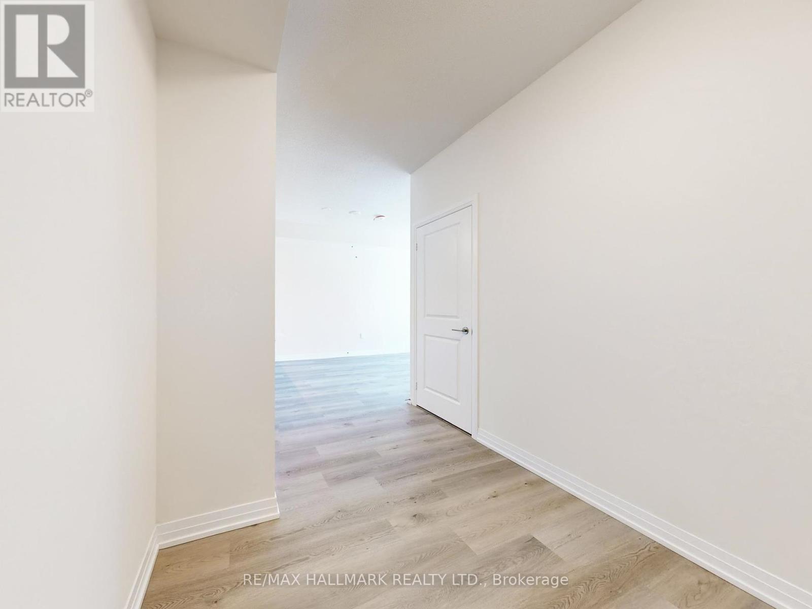 303 - 15 Watergarden Dr Drive, Mississauga, Ontario  L5R 1B2 - Photo 20 - W12445129