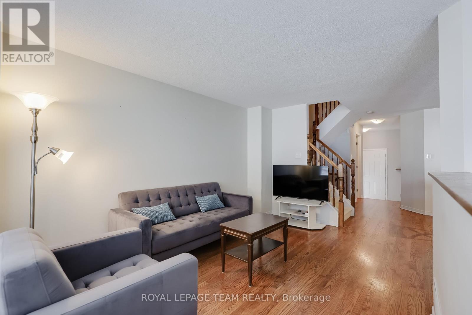 1112 Marconi Avenue, Ottawa, Ontario  K2K 0C6 - Photo 12 - X12445151