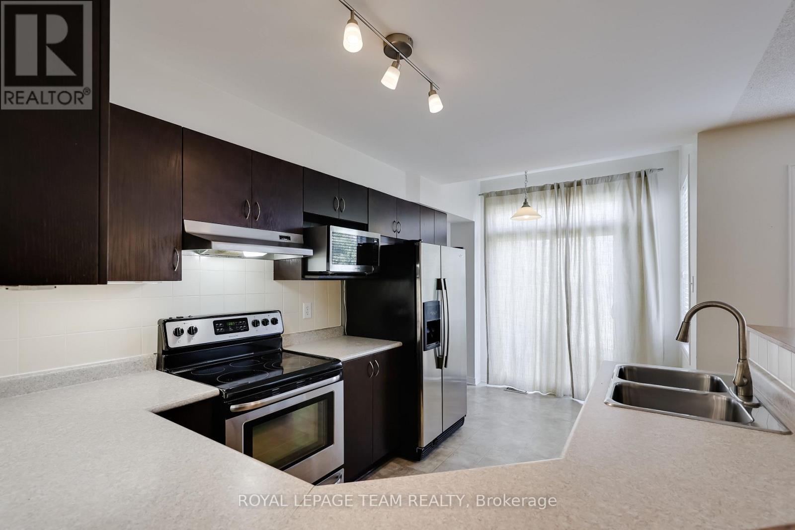 1112 Marconi Avenue, Ottawa, Ontario  K2K 0C6 - Photo 17 - X12445151