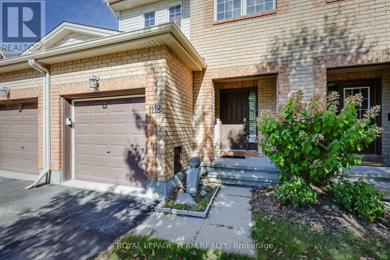 1112 Marconi Avenue, Ottawa, Ontario  K2K 0C6 - Photo 3 - X12445151