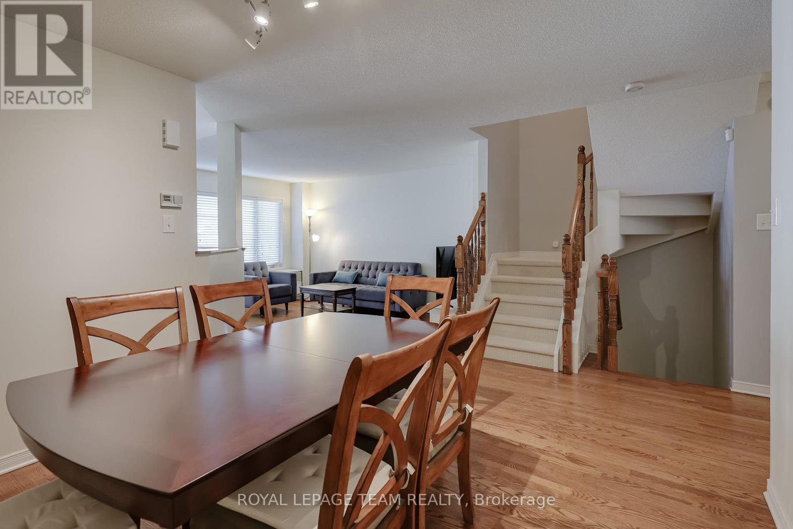 1112 Marconi Avenue, Ottawa, Ontario  K2K 0C6 - Photo 9 - X12445151