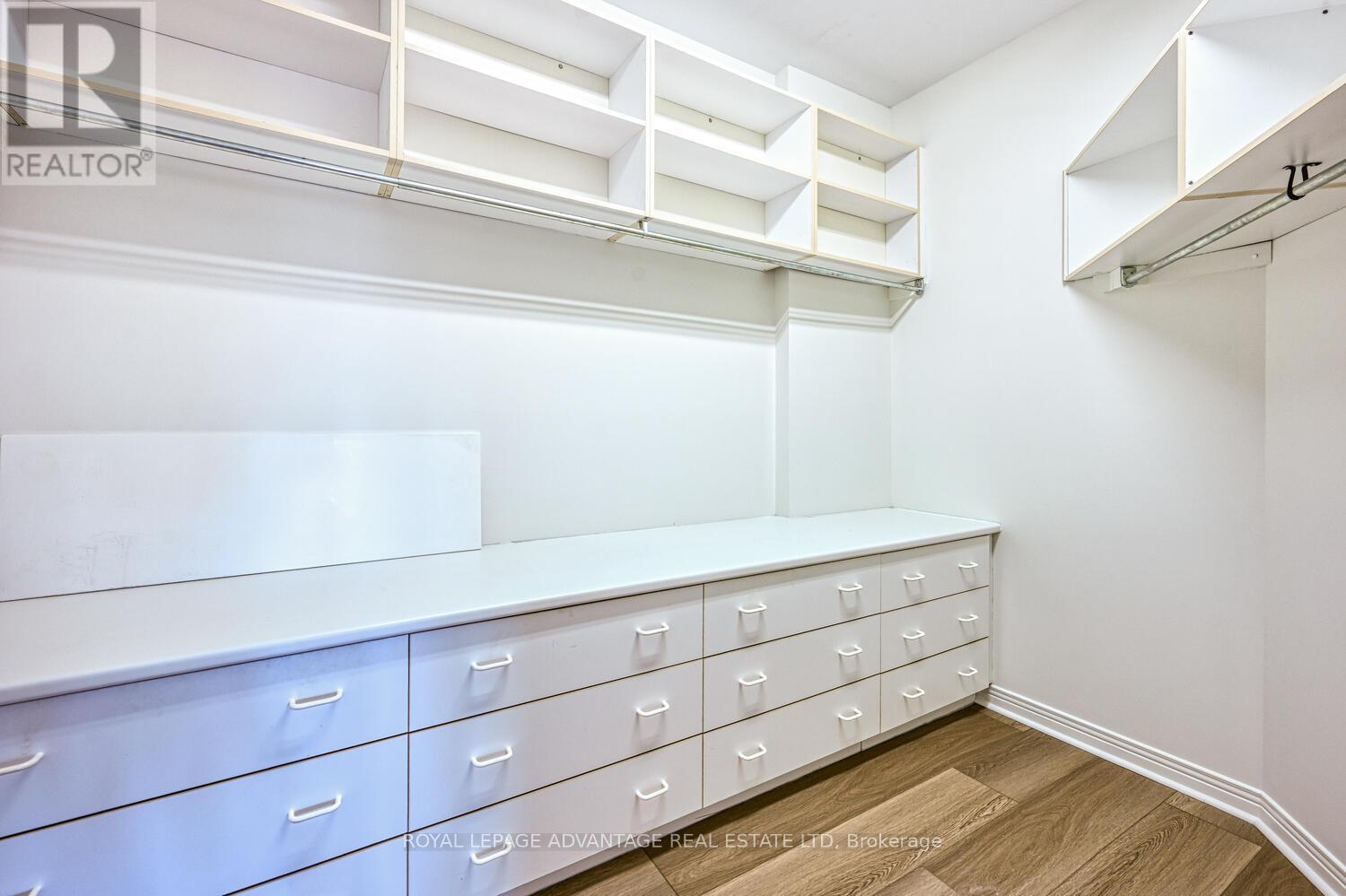 401 - 10 Armstrong Drive, Smiths Falls, Ontario  K7A 5H8 - Photo 34 - X12438212