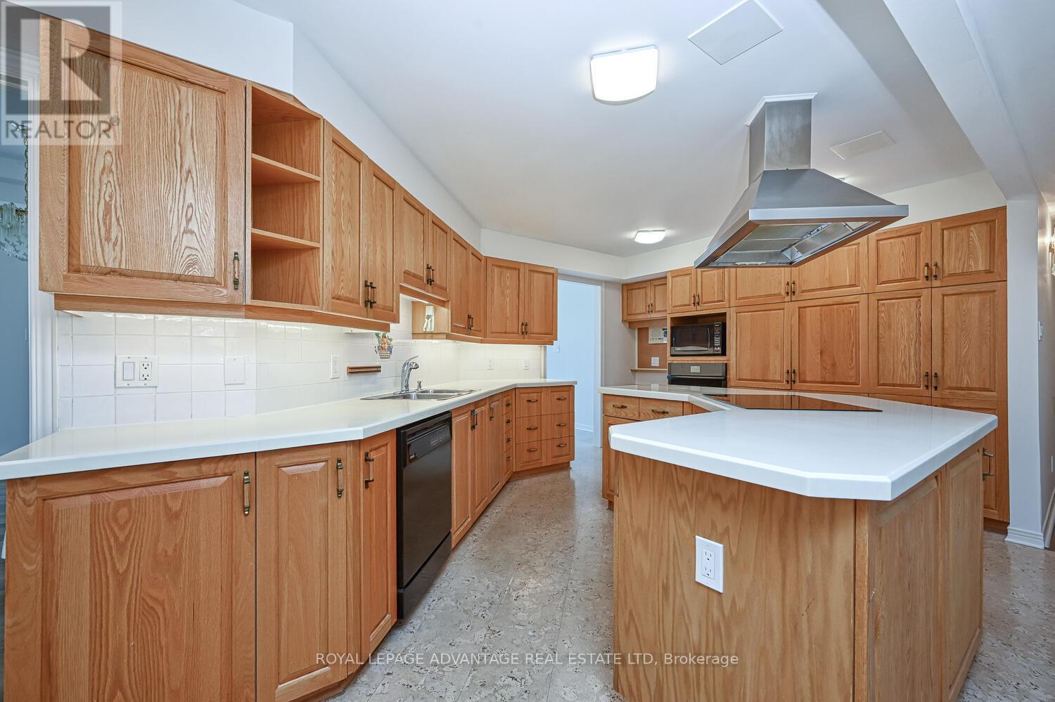 401 - 10 Armstrong Drive, Smiths Falls, Ontario  K7A 5H8 - Photo 21 - X12438212