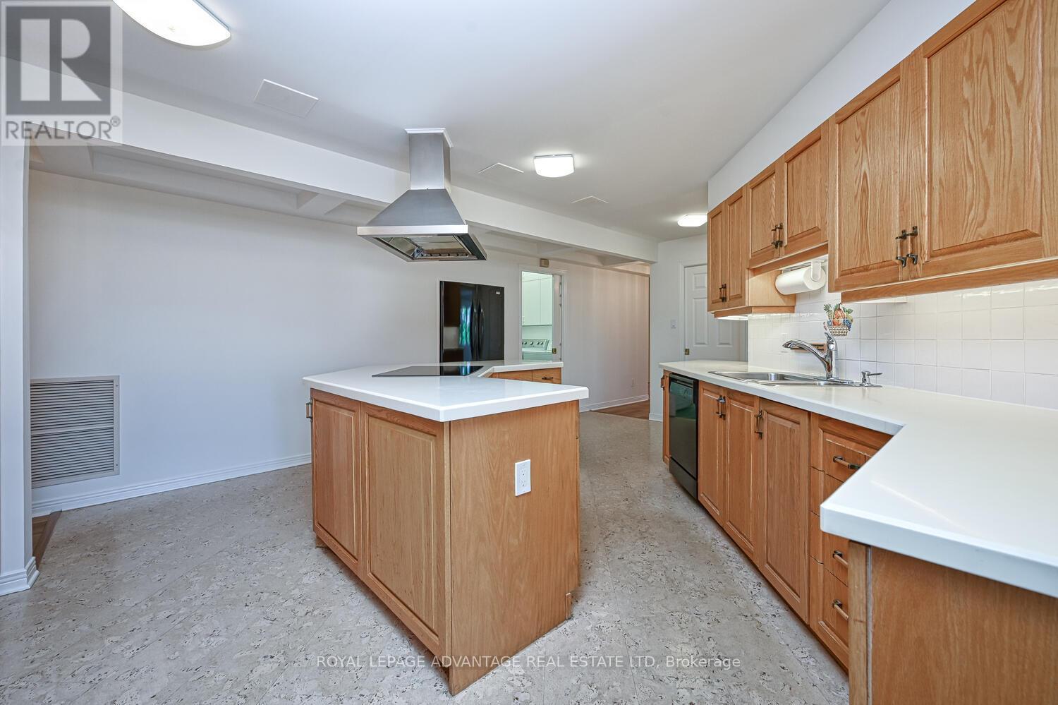 401 - 10 Armstrong Drive, Smiths Falls, Ontario  K7A 5H8 - Photo 22 - X12438212