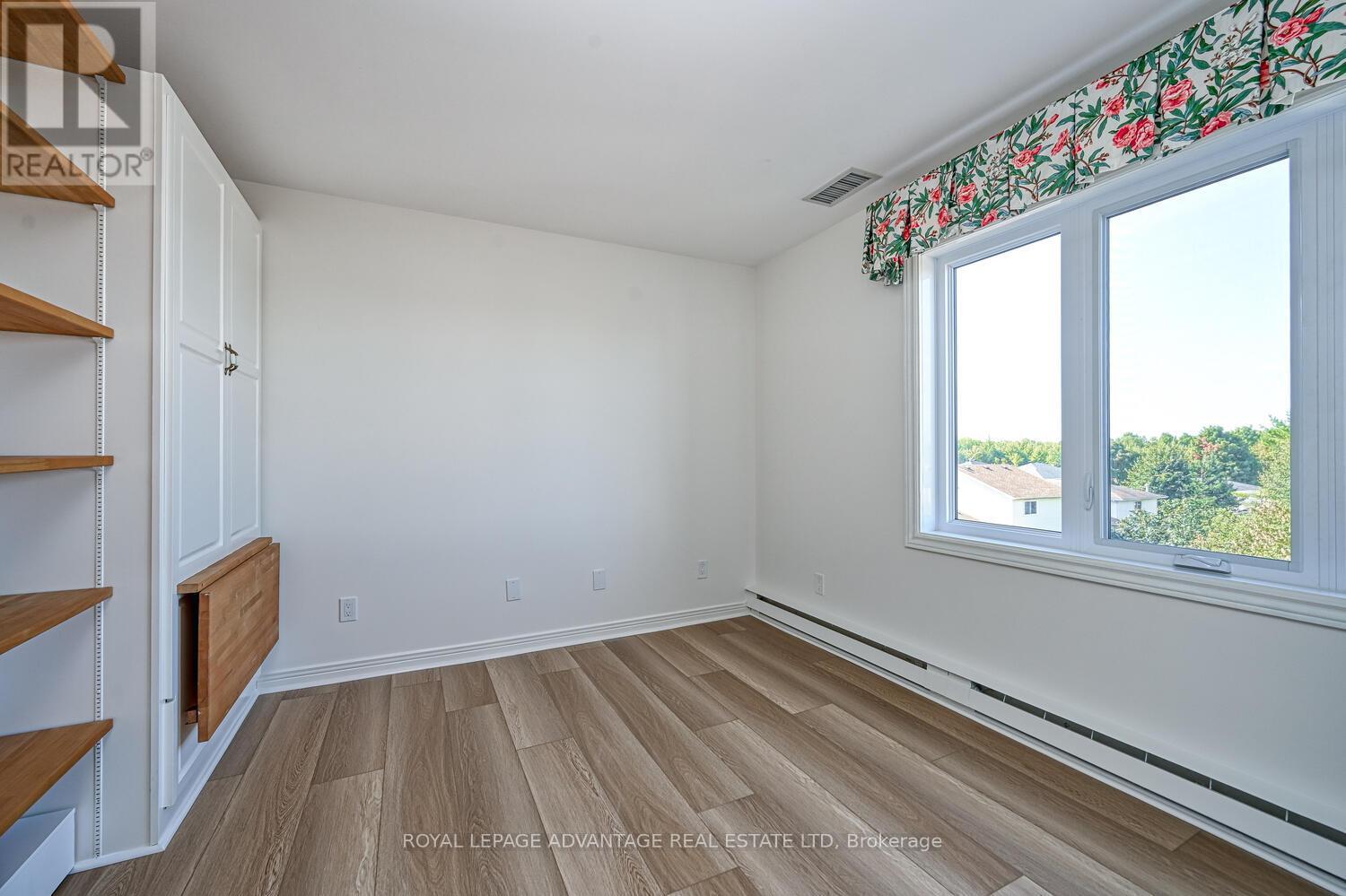 401 - 10 Armstrong Drive, Smiths Falls, Ontario  K7A 5H8 - Photo 39 - X12438212