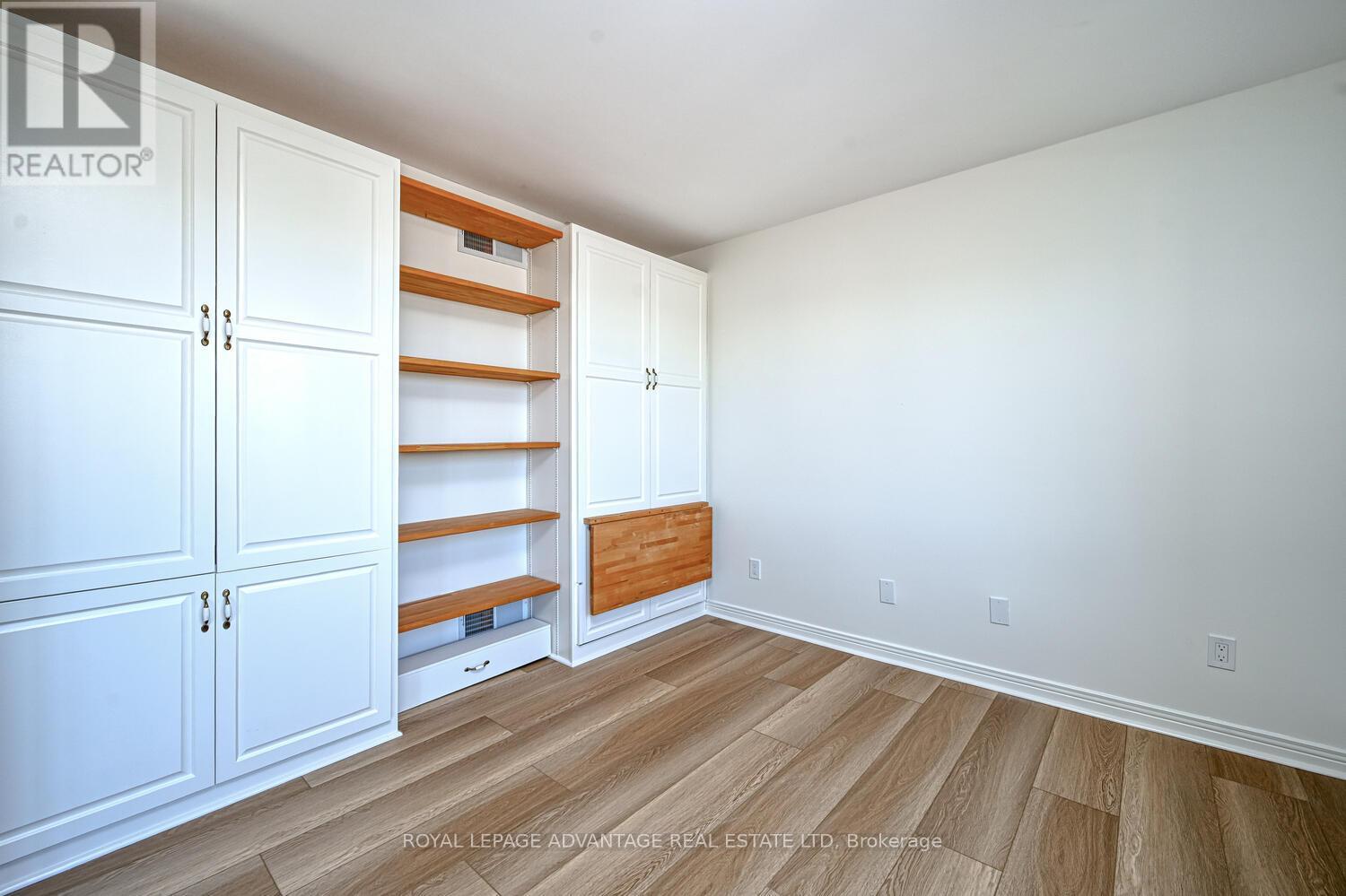 401 - 10 Armstrong Drive, Smiths Falls, Ontario  K7A 5H8 - Photo 40 - X12438212