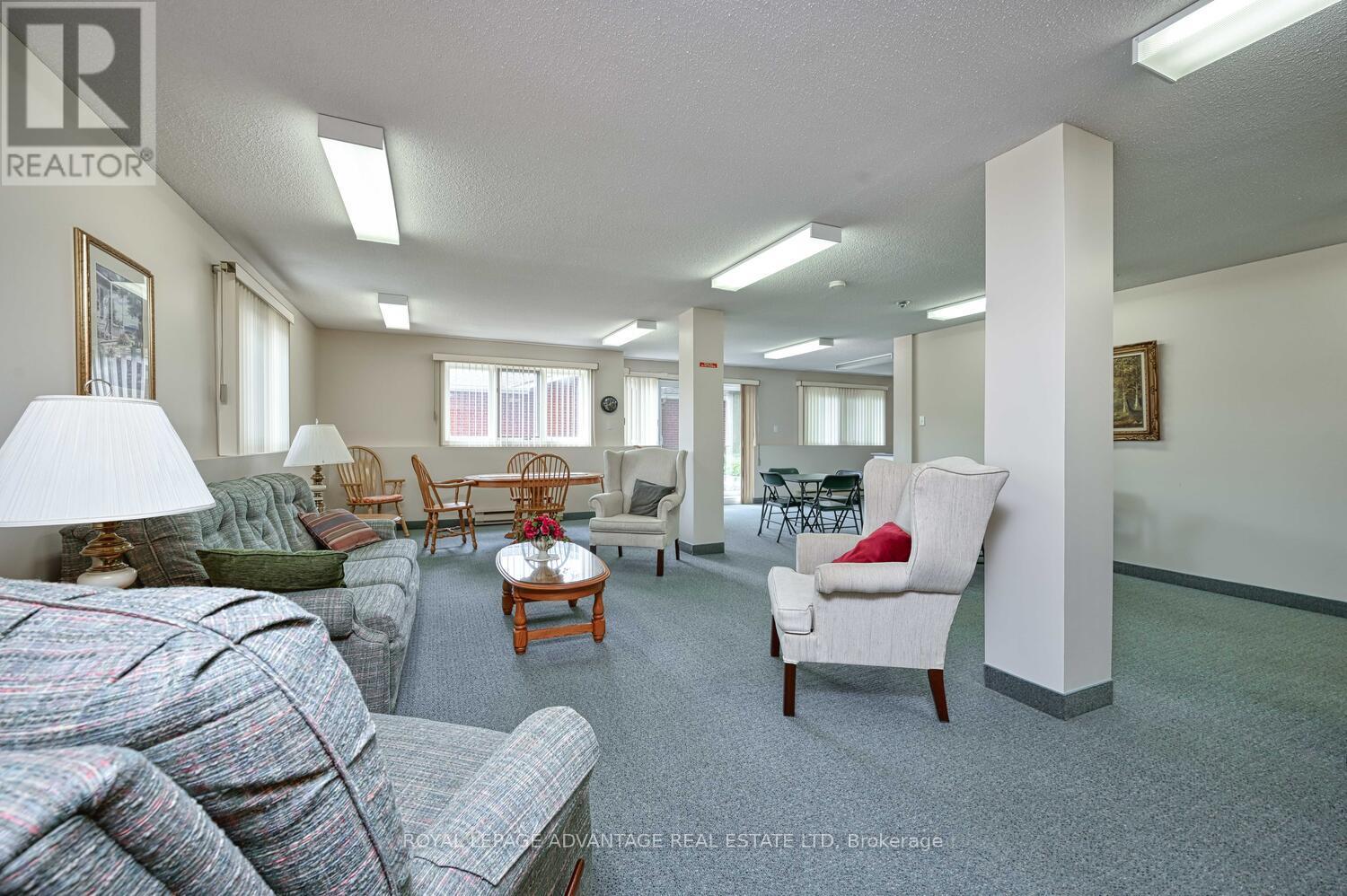 401 - 10 Armstrong Drive, Smiths Falls, Ontario  K7A 5H8 - Photo 46 - X12438212