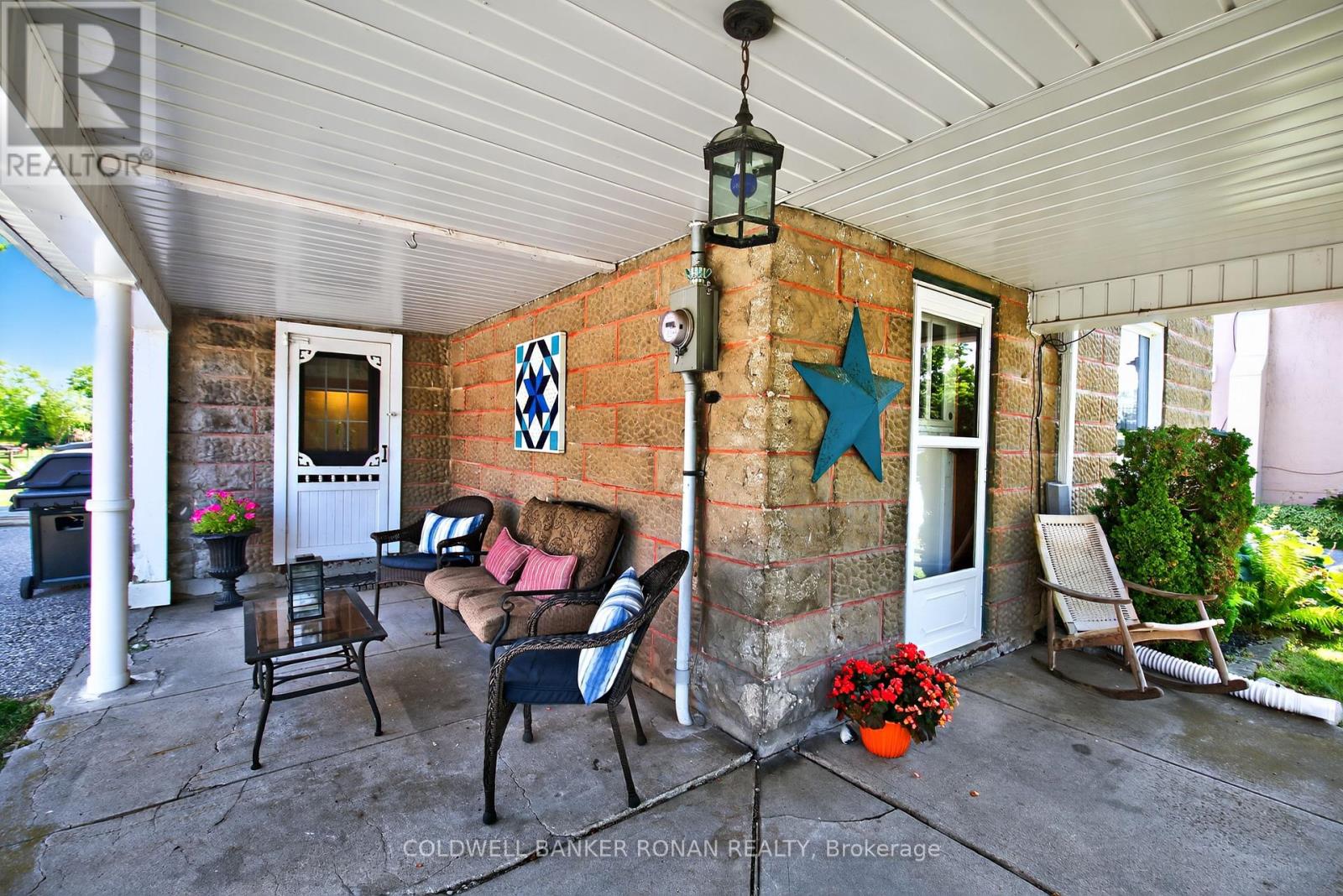 8153 Main Street, Adjala-Tosorontio, Ontario  L0M 1J0 - Photo 3 - N12313679