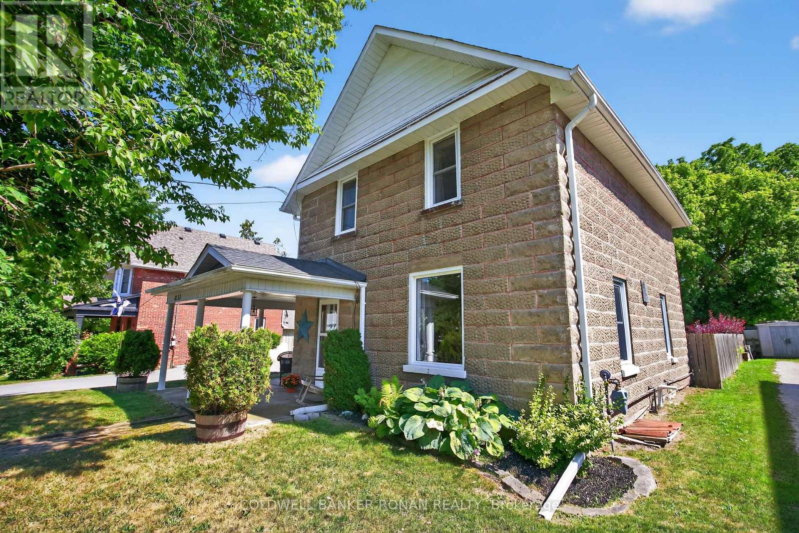 8153 Main Street, Adjala-Tosorontio, Ontario  L0M 1J0 - Photo 2 - N12313679