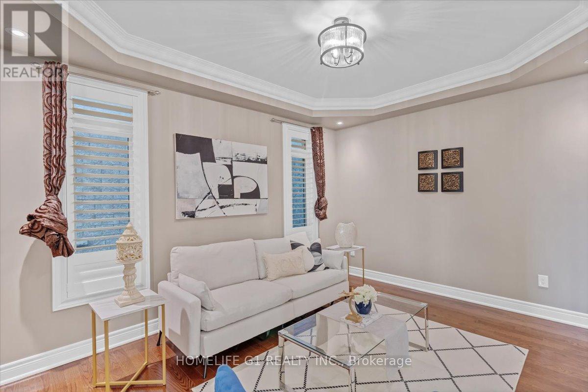 2355 North Ridge Trail, Oakville, Ontario  L6H 0A8 - Photo 11 - W12444893