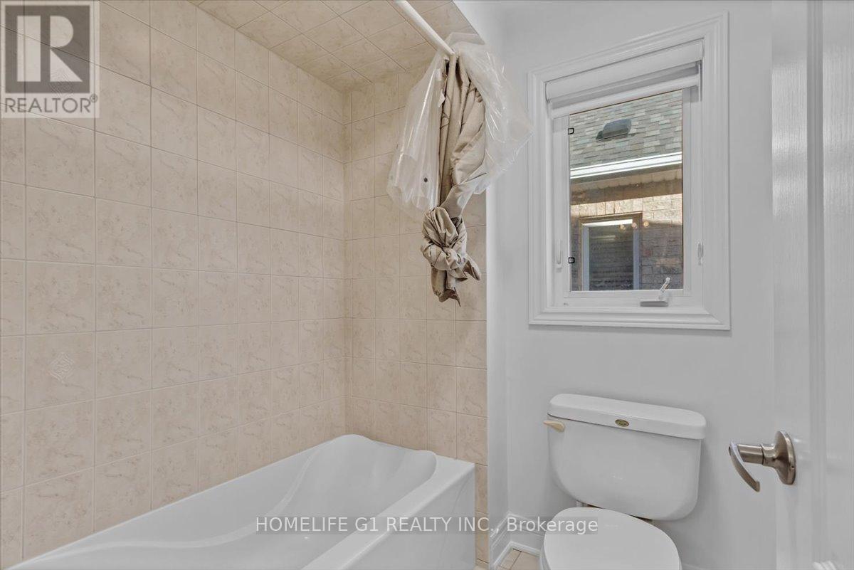 2355 North Ridge Trail, Oakville, Ontario  L6H 0A8 - Photo 23 - W12444893