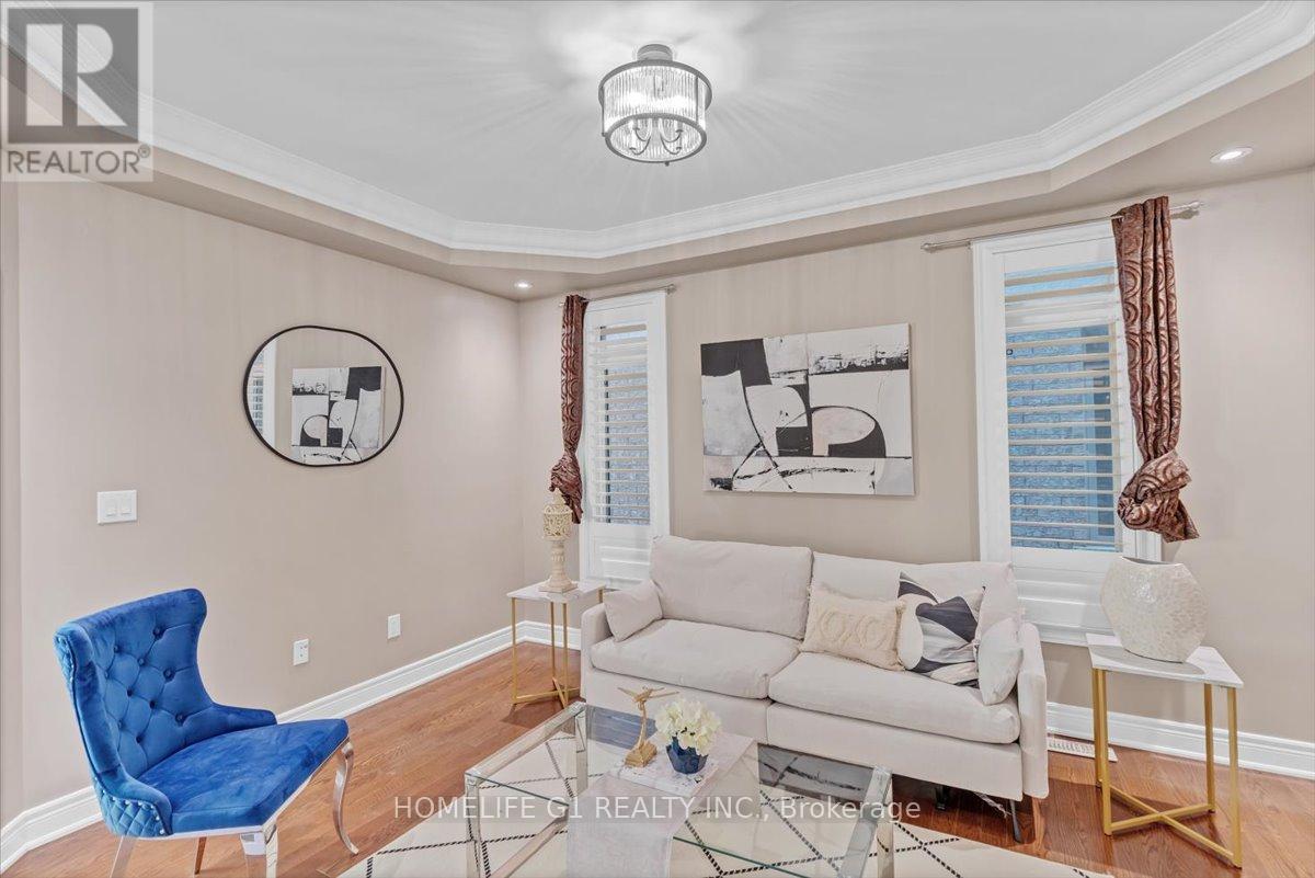 2355 North Ridge Trail, Oakville, Ontario  L6H 0A8 - Photo 10 - W12444893