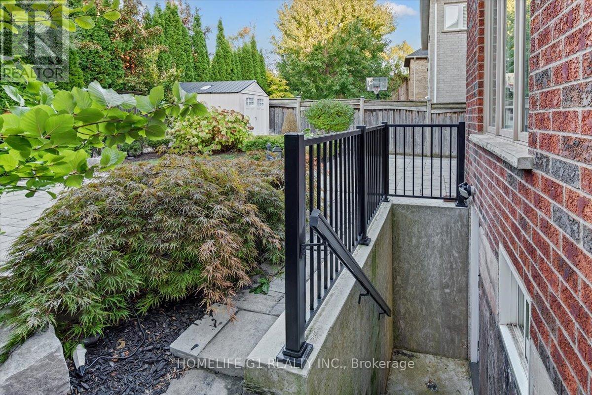2355 North Ridge Trail, Oakville (Jc Joshua Creek), Ontario  L6H 0A8 - Photo 48 - W12444893