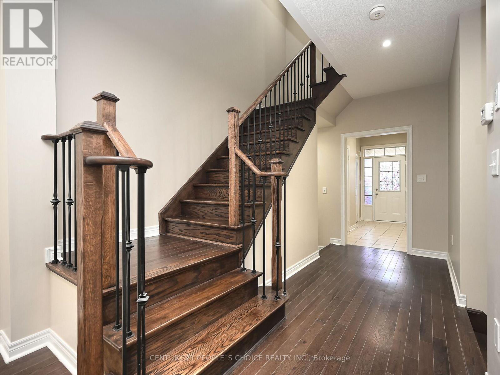 39 Pearman Crescent, Brampton, Ontario  L7A 4Y8 - Photo 13 - W12445007