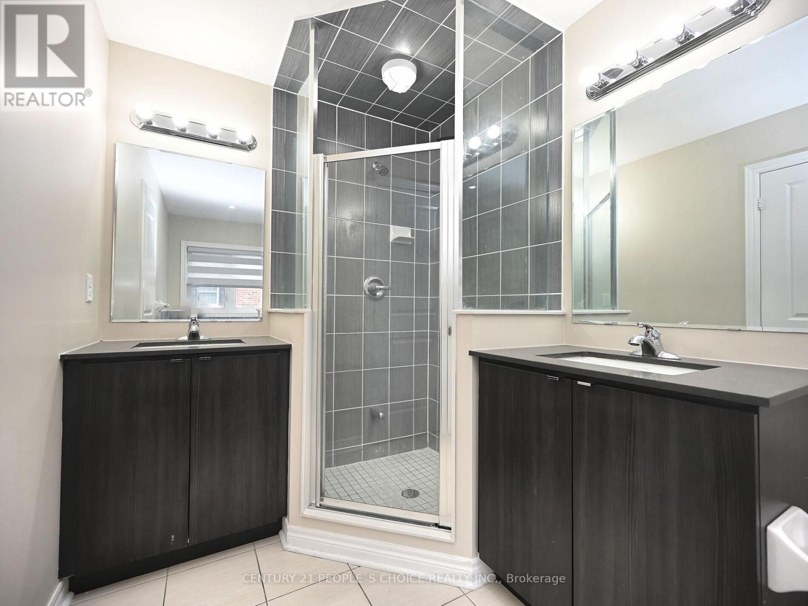 39 Pearman Crescent, Brampton, Ontario  L7A 4Y8 - Photo 18 - W12445007