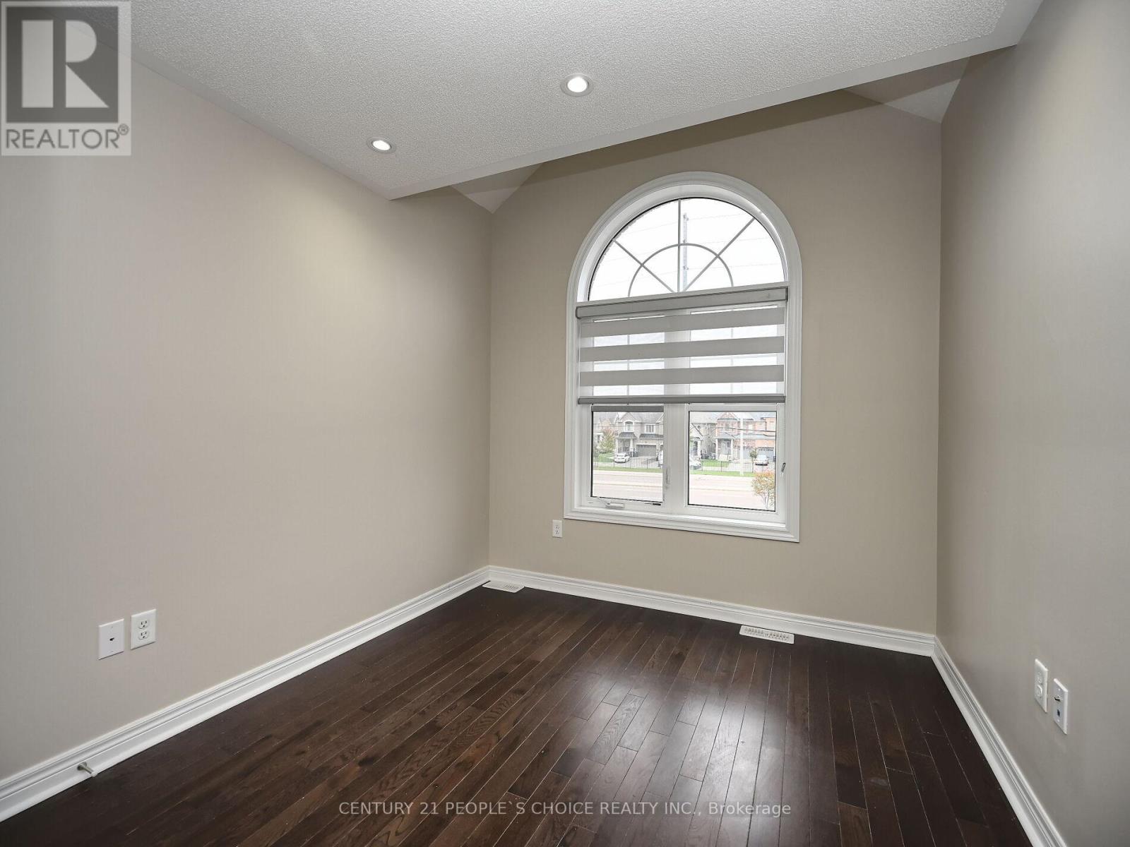 39 Pearman Crescent, Brampton, Ontario  L7A 4Y8 - Photo 20 - W12445007