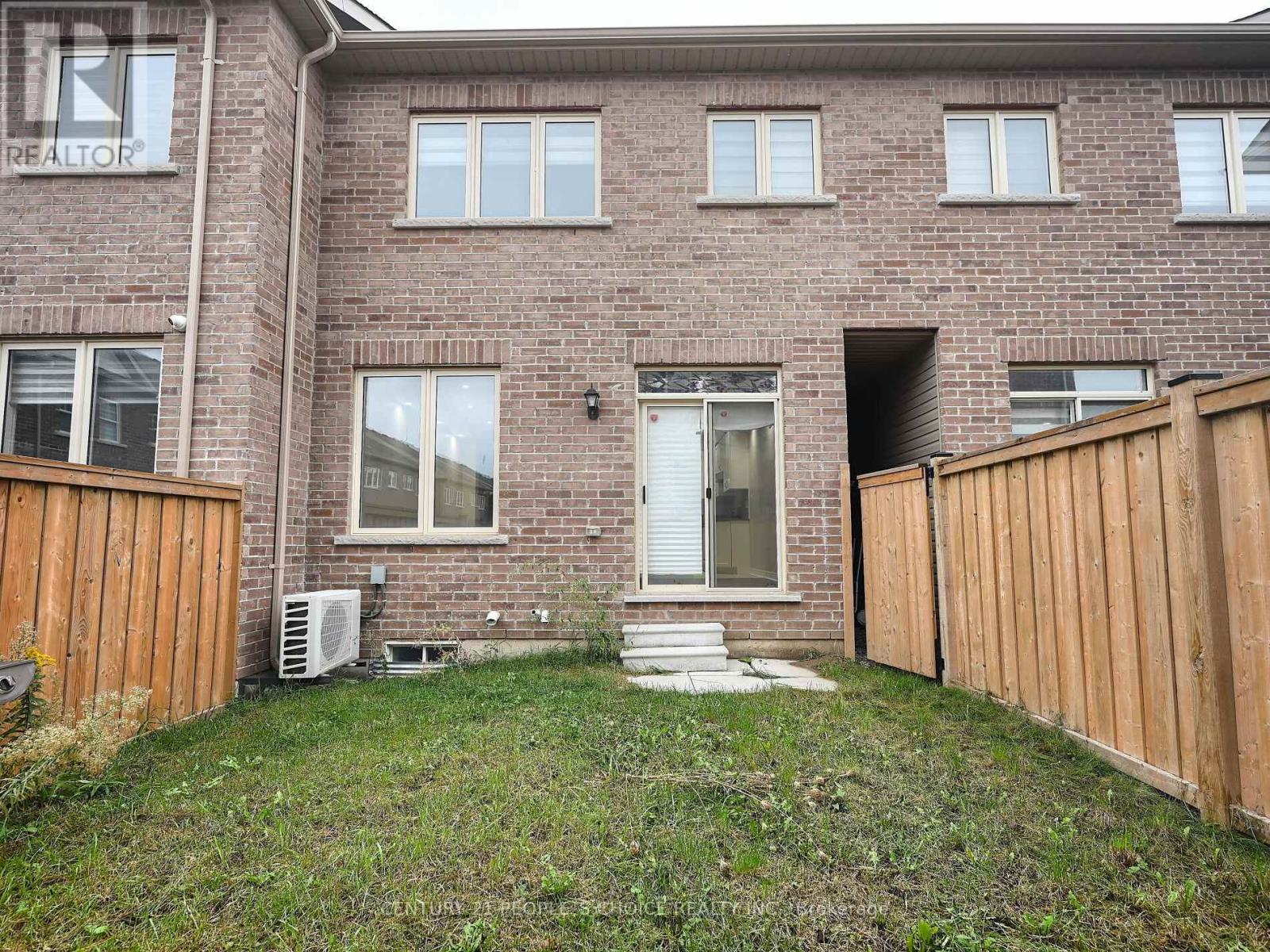 39 Pearman Crescent, Brampton, Ontario  L7A 4Y8 - Photo 32 - W12445007