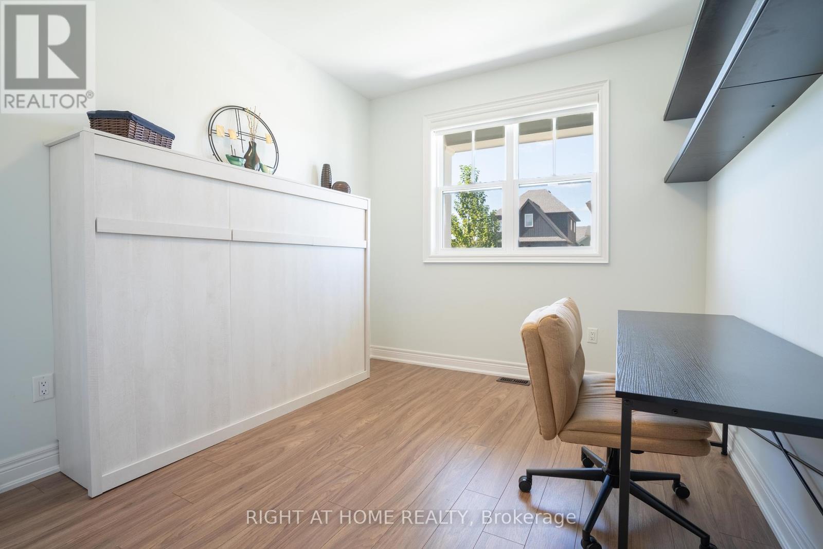 9 Annmarie Drive, Niagara-On-The-Lake, Ontario  L0S 1J0 - Photo 16 - X12445102