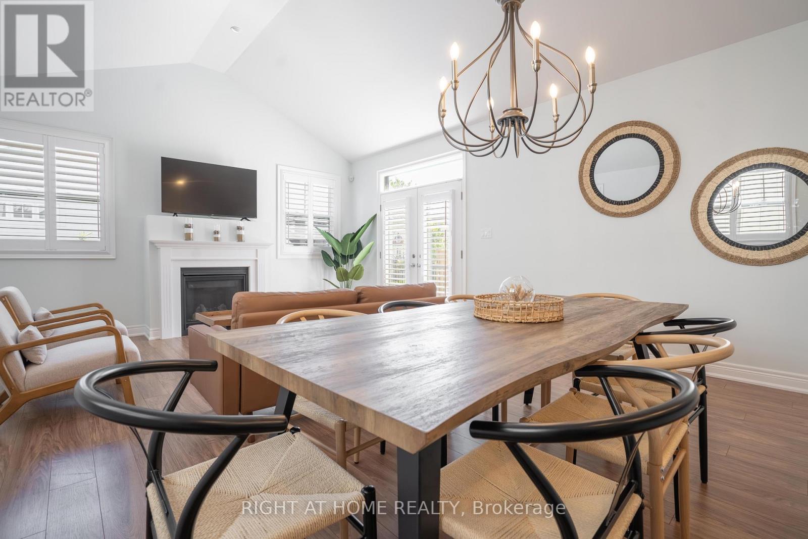 9 Annmarie Drive, Niagara-On-The-Lake, Ontario  L0S 1J0 - Photo 5 - X12445102