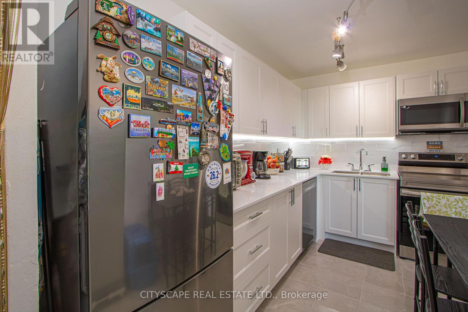 1008 - 573 Mornington Avenue, London East (East G), Ontario  N5Y 4T9 - Photo 13 - X12445107