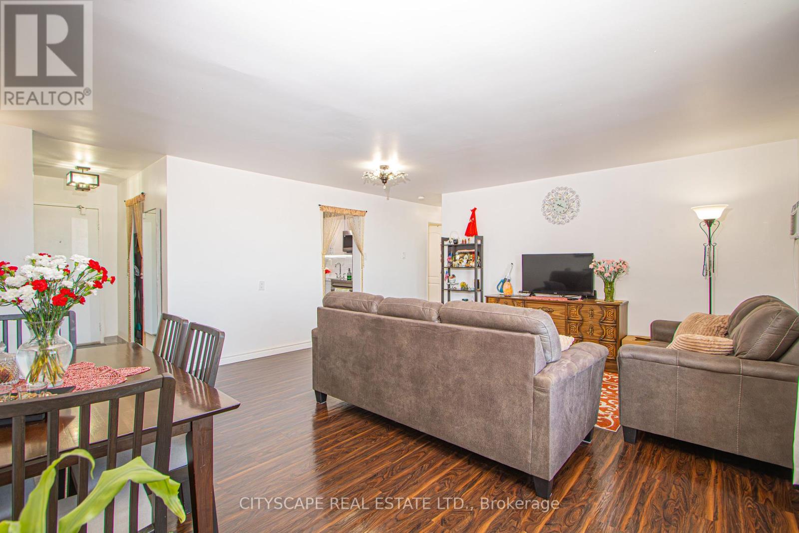1008 - 573 Mornington Avenue, London East (East G), Ontario  N5Y 4T9 - Photo 8 - X12445107