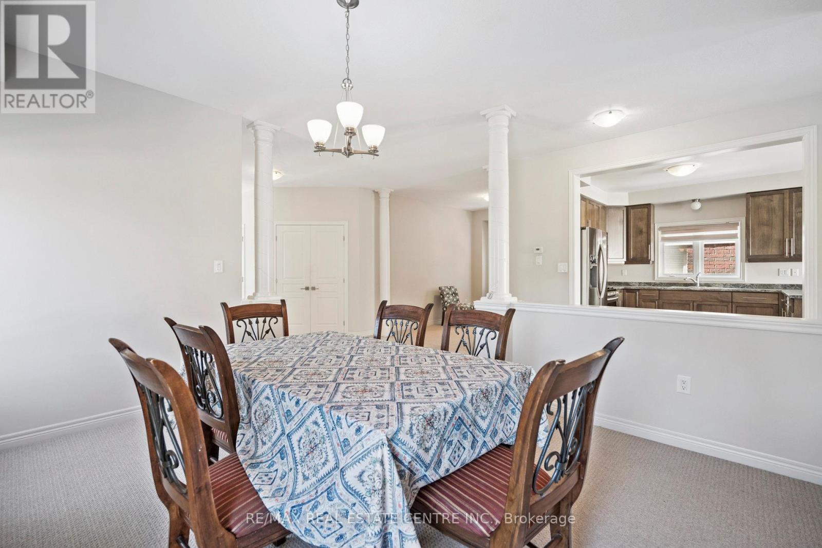 224 Pumpkin Pass, Hamilton (Binbrook), Ontario  L0R 1C0 - Photo 13 - X12445116