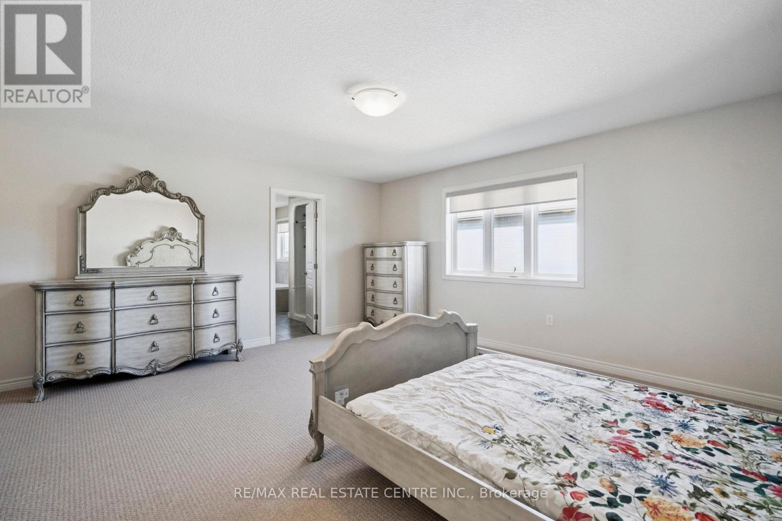 224 Pumpkin Pass, Hamilton (Binbrook), Ontario  L0R 1C0 - Photo 21 - X12445116
