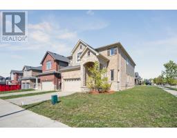 224 PUMPKIN PASS, Hamilton, Ontario