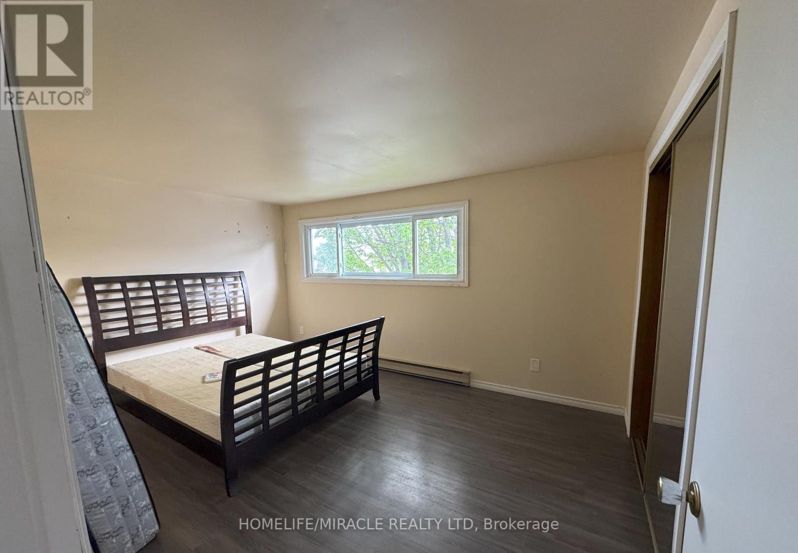 278 Barber Avenue, North Bay (Birchaven), Ontario  P1A 3G3 - Photo 8 - X12445118