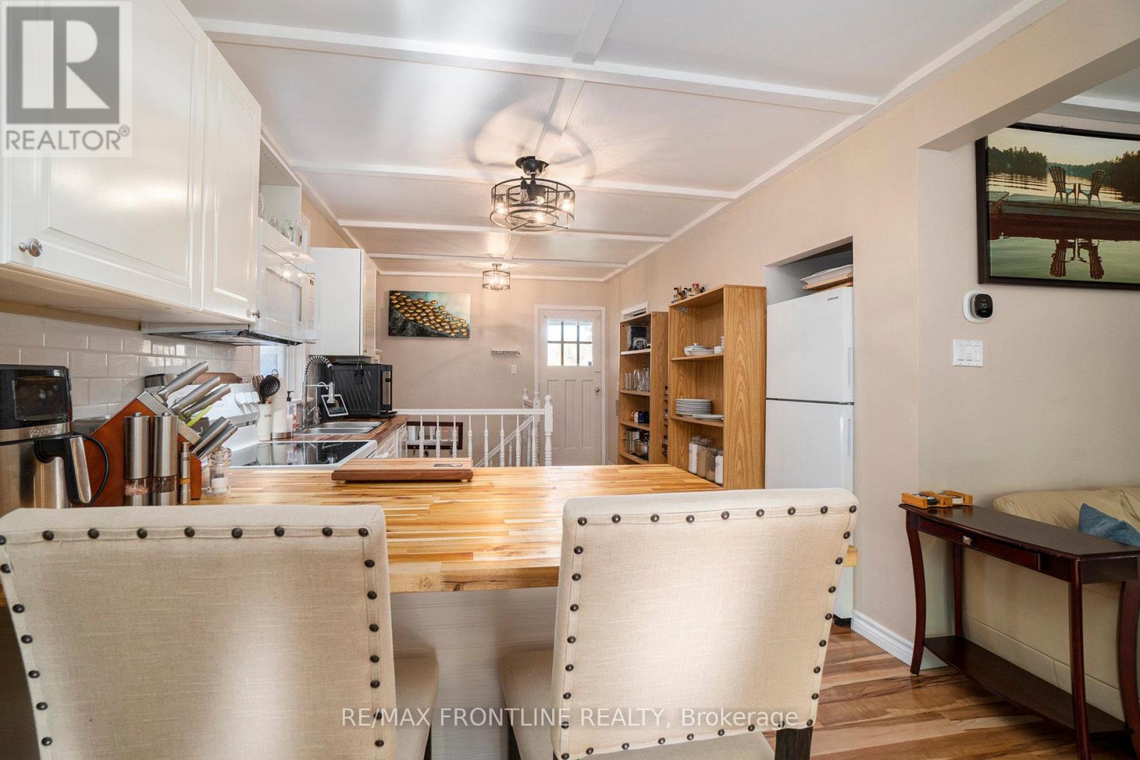 22053 Hwy 7, Tay Valley, Ontario  K0H 2B0 - Photo 12 - X12445134