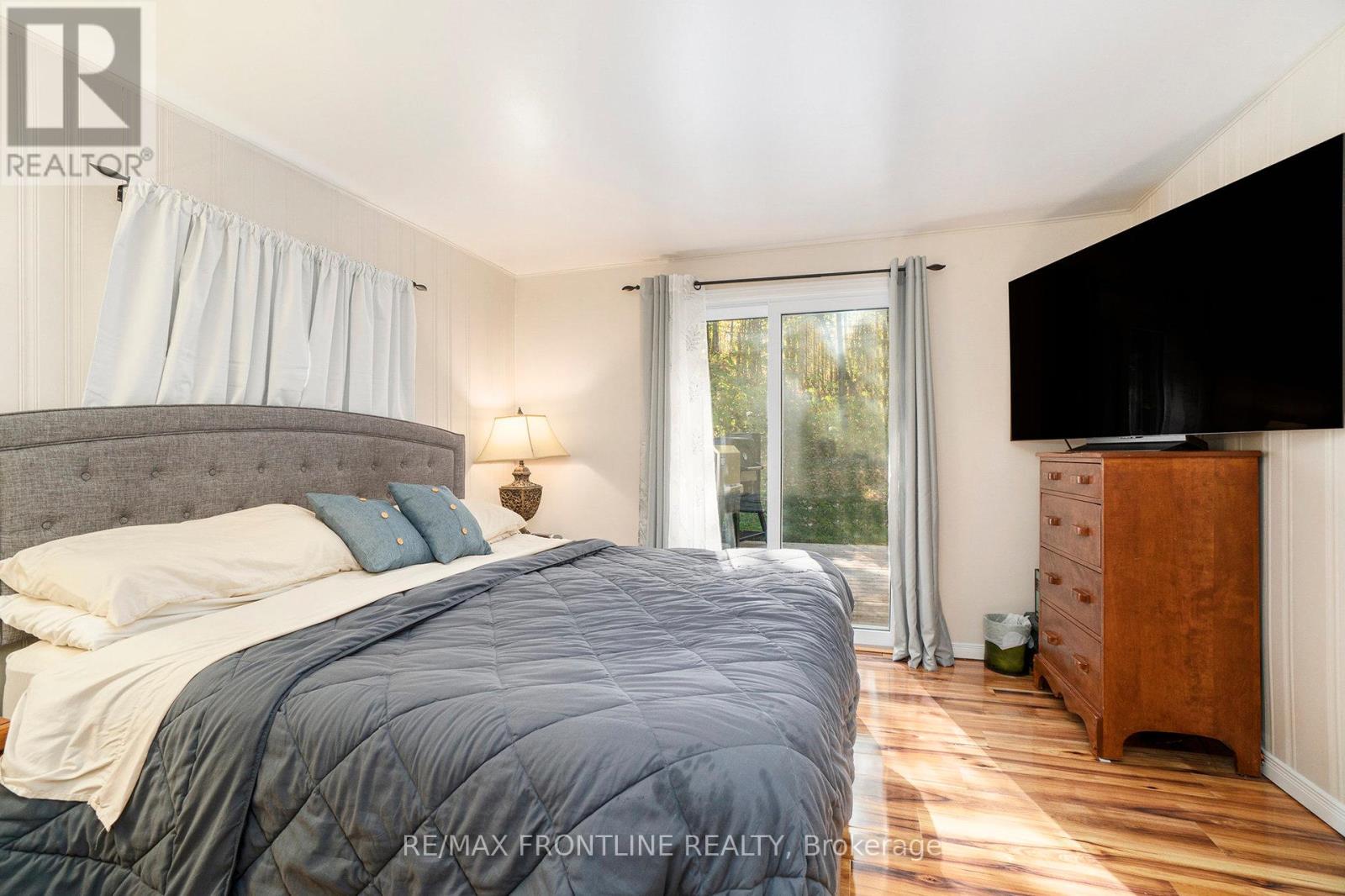 22053 Hwy 7, Tay Valley, Ontario  K0H 2B0 - Photo 15 - X12445134