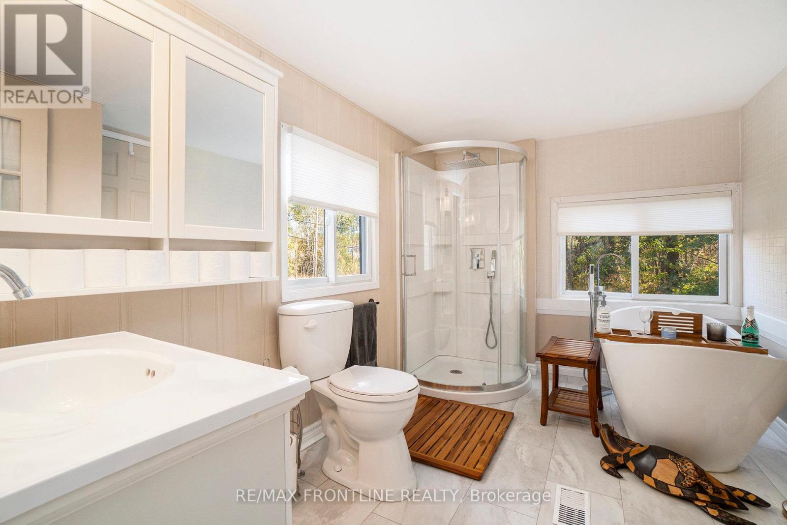 22053 Hwy 7, Tay Valley, Ontario  K0H 2B0 - Photo 19 - X12445134