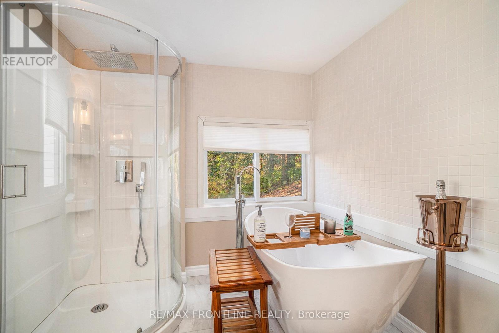 22053 Hwy 7, Tay Valley, Ontario  K0H 2B0 - Photo 20 - X12445134