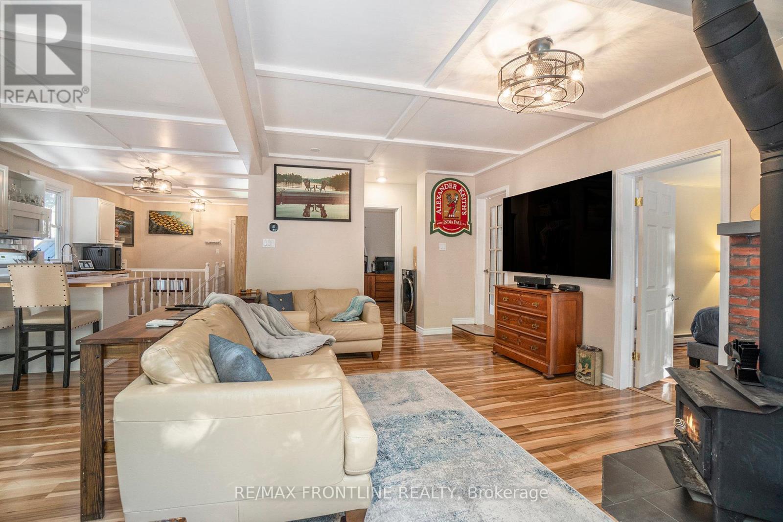 22053 Hwy 7, Tay Valley, Ontario  K0H 2B0 - Photo 6 - X12445134