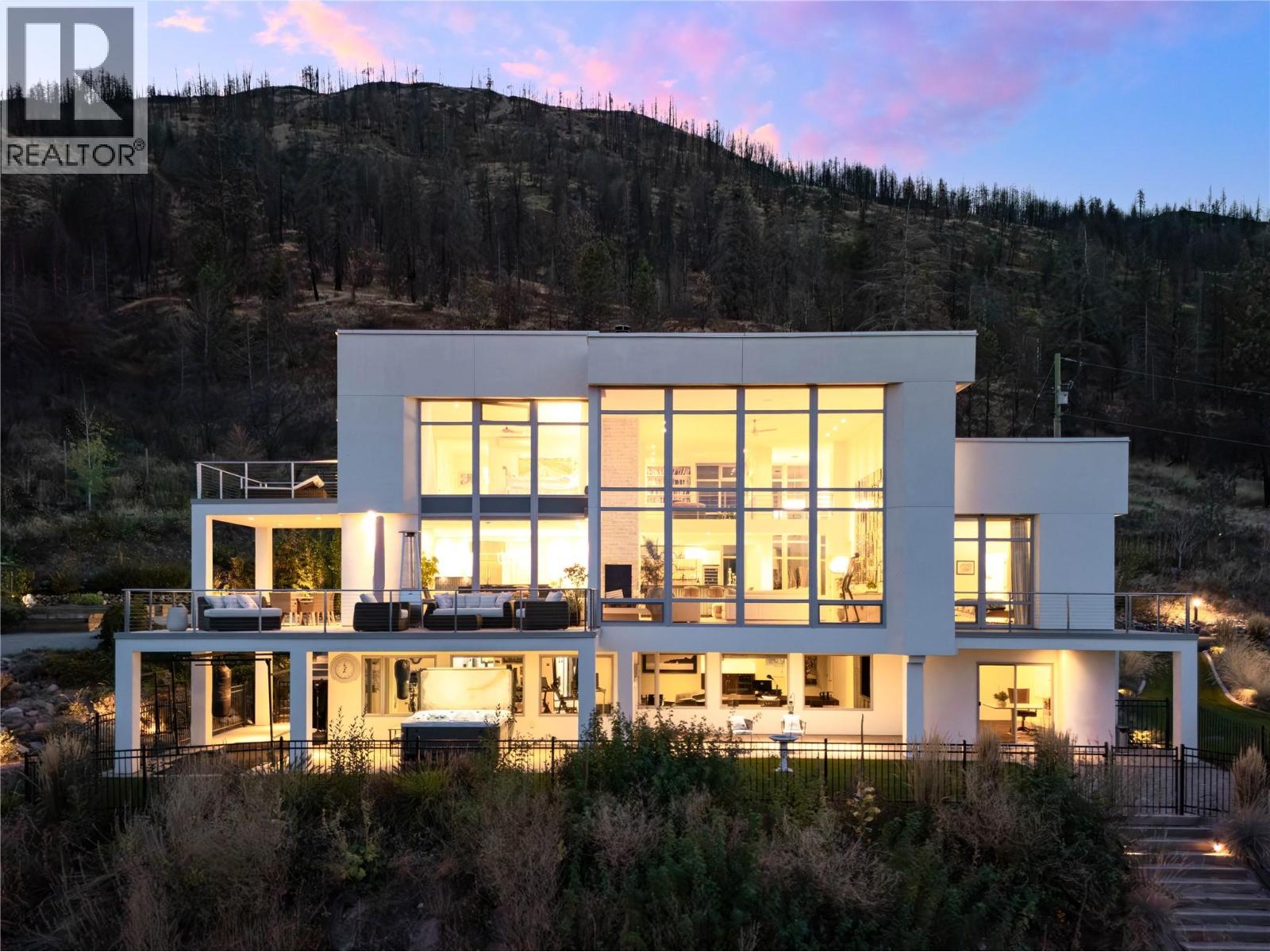 1750 Westside Road N Unit# 5, Kelowna, British Columbia