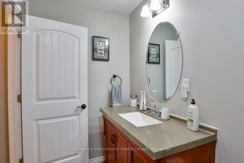 1160 Skeleton Lake Rd 2 Road, Muskoka Lakes (Watt), Ontario  P0B 1M0 - Photo 16 - X12400000