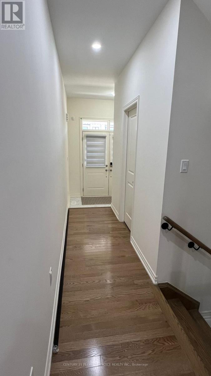 2120 Coppermine Street, Oshawa, Ontario  L1H 8L7 - Photo 3 - E12445154