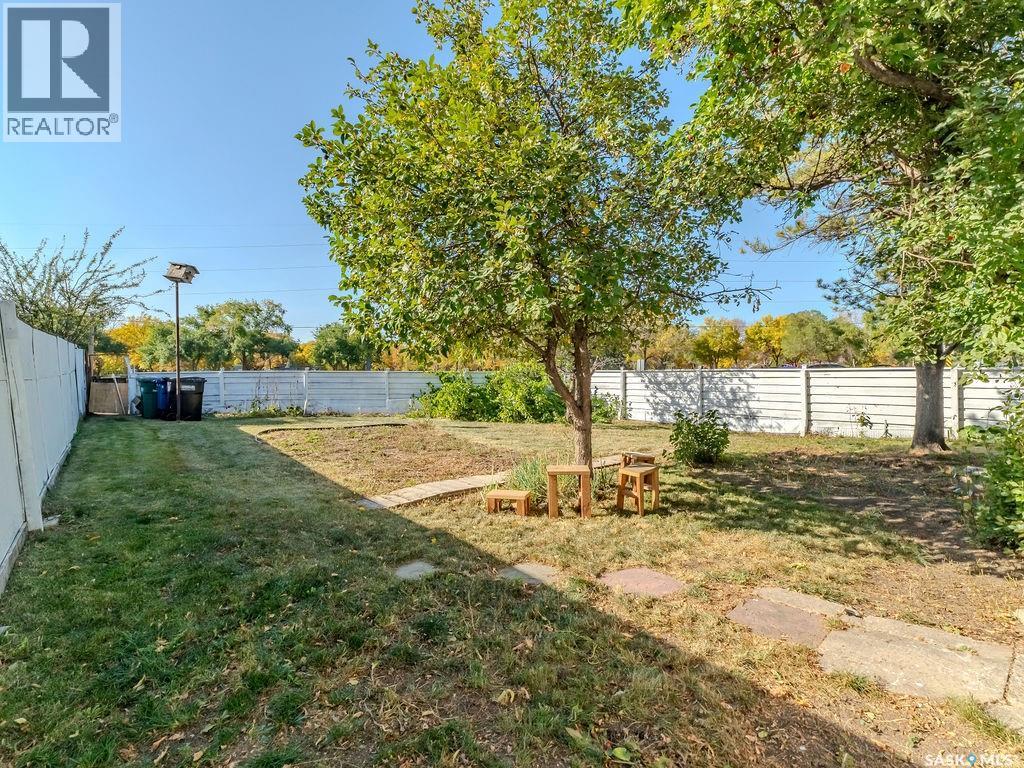 1423 6th Avenue N, Saskatoon, Saskatchewan  S7H 0S4 - Photo 22 - SK019898