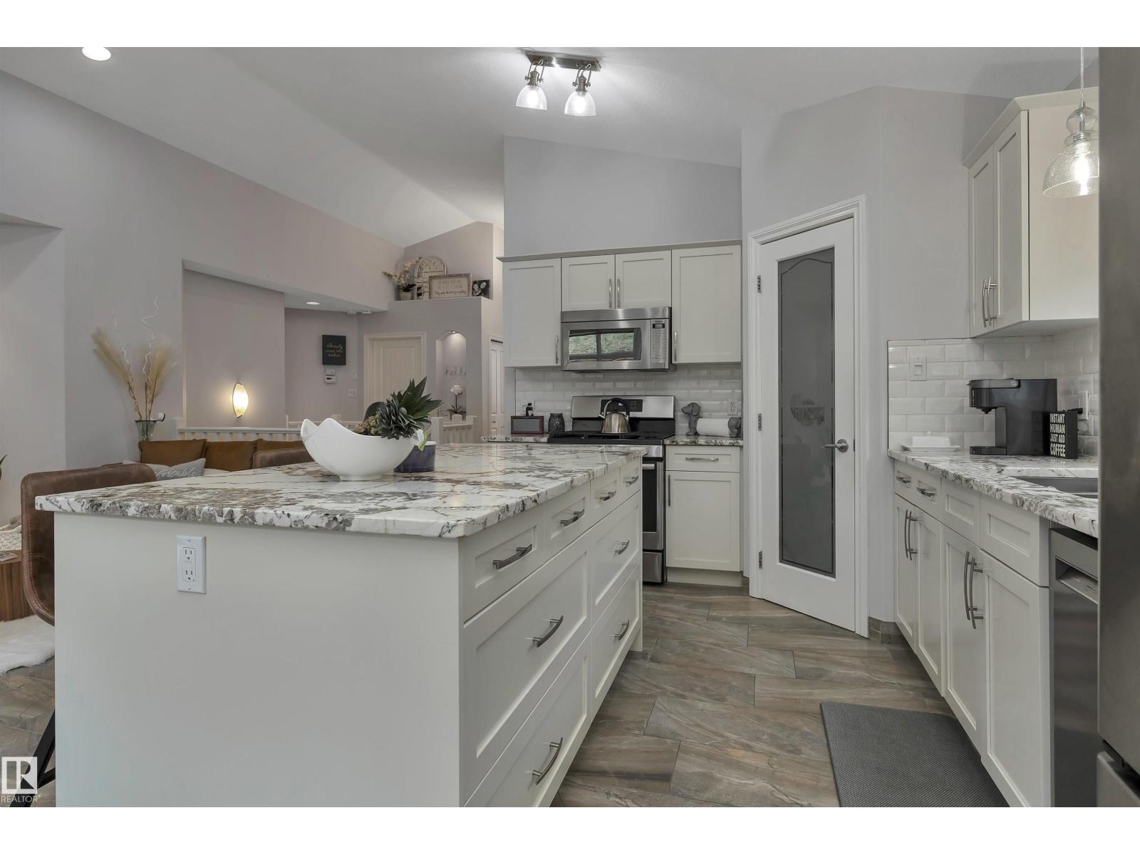 41 Haney Ld, Spruce Grove, Alberta  T7X 0A2 - Photo 17 - E4460867