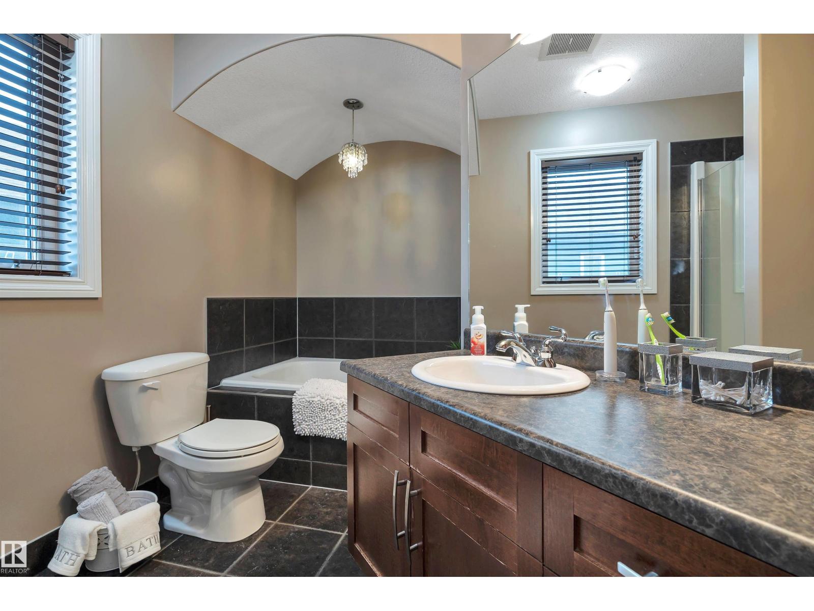 41 Haney Ld, Spruce Grove, Alberta  T7X 0A2 - Photo 24 - E4460867