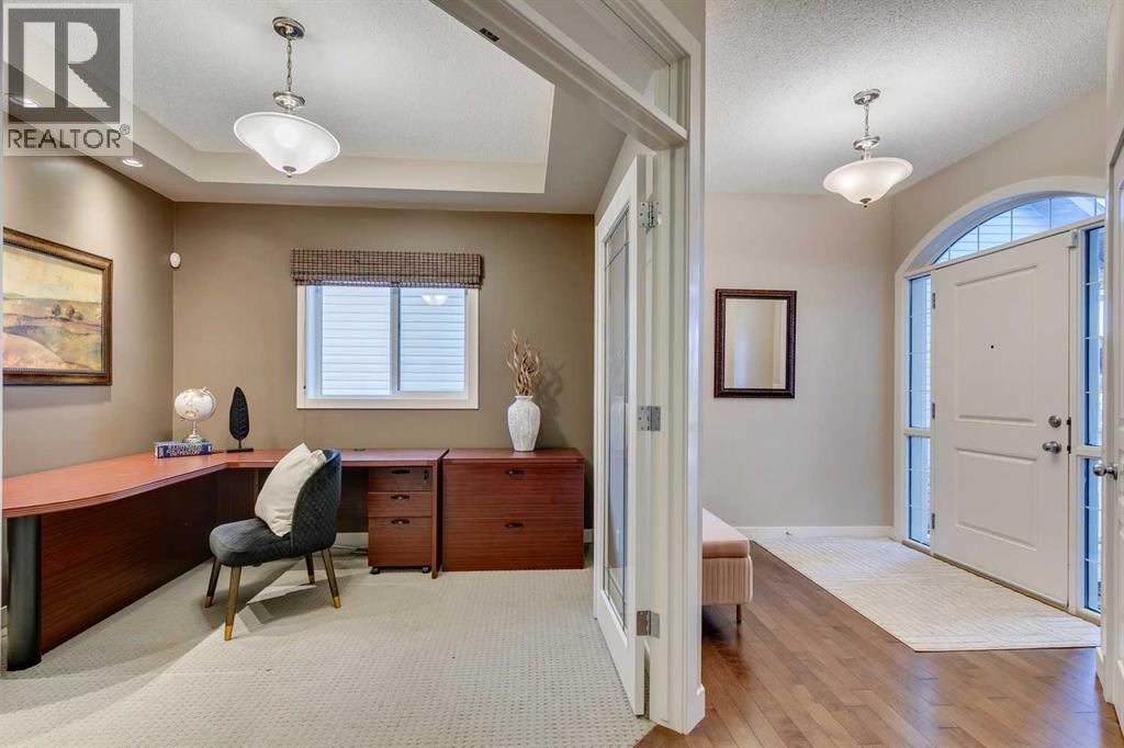 9 Cranarch Way Se, Calgary, Alberta  T3M 0S7 - Photo 7 - A2261364
