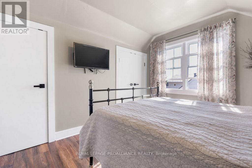 11 Fifth Street, Belleville, Ontario  K8N 4S2 - Photo 16 - X12445178