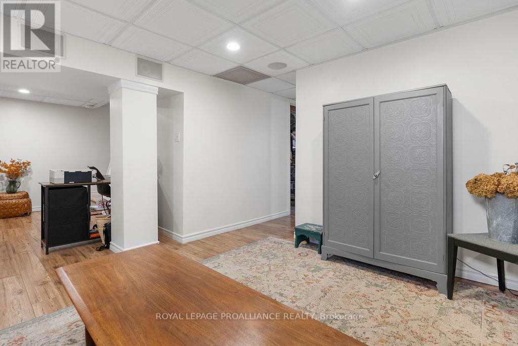 11 Fifth Street, Belleville, Ontario  K8N 4S2 - Photo 23 - X12445178
